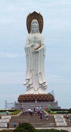 Top 10 Tallest Statues From Around The World