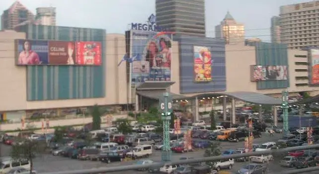 Top 10 Largest Shopping Malls In The World Top 10 Largest Shopping Malls In The World