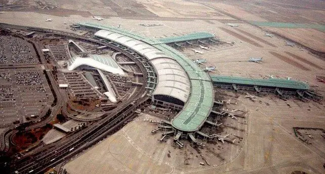 Top 10 Busiest Airports In The World