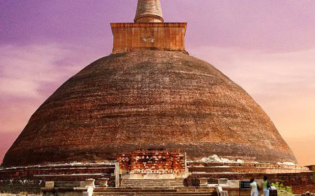 Top 10 Of The Largest Temples In The World