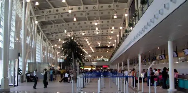 Top 10 Coolest Airports In The World
