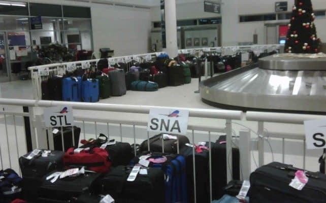 4 Tips To Avoid Baggage Fees At The Airport