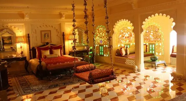 Experience Regal North India  With These Top 10 Palace  Stays